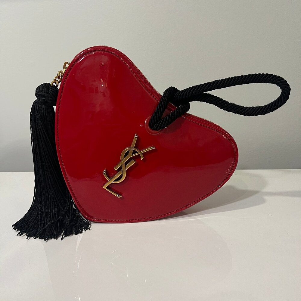 Saint Laurent Heart Clutch in Patent Red
